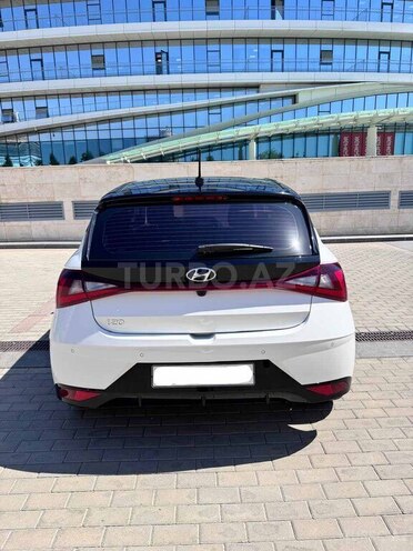 Hyundai i20 2023, 23,000 km - 1.4 л - Bakı