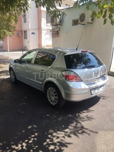 Opel Astra 2006, 275,000 km - 1.3 l - Bakı