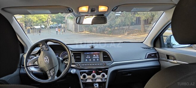 Hyundai Elantra 2019, 97,000 km - 2.0 л - Bakı