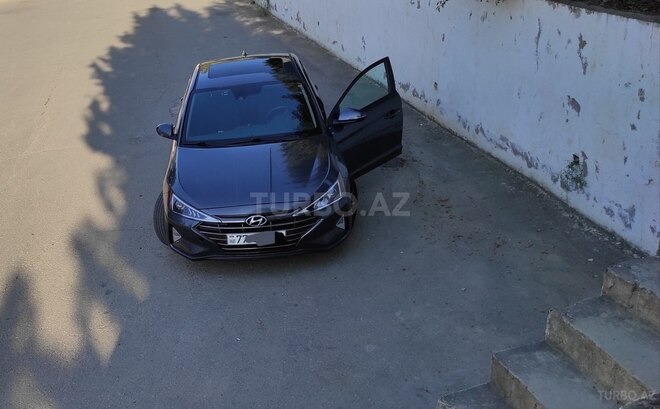 Hyundai Elantra 2019, 97,000 km - 2.0 л - Bakı
