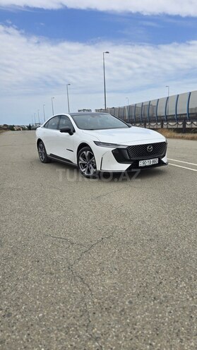 Mazda  2025, 9,900 km - 1.5 л - Bakı