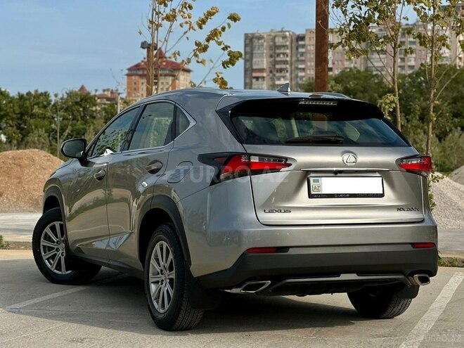 Lexus NX 200t-2