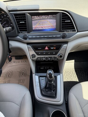 Hyundai Elantra 2016, 203,000 km - 2.0 л - Bakı