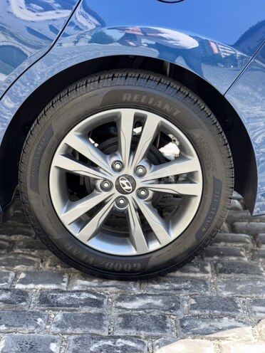 Hyundai Elantra 2016, 203,000 km - 2.0 л - Bakı