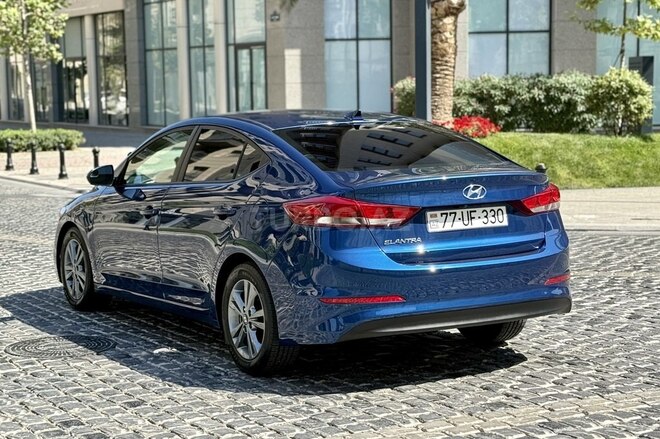 Hyundai Elantra 2016, 203,000 km - 2.0 л - Bakı
