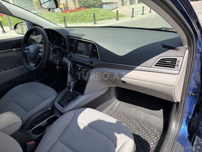 Hyundai Elantra 2016, 203,000 km - 2.0 л - Bakı