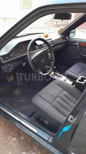 Mercedes E 230 1995, 528,000 km - 2.3 l - Gəncə