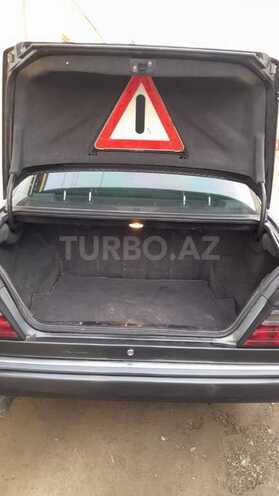 Mercedes E 230 1995, 528,000 km - 2.3 l - Gəncə