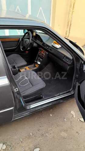 Mercedes E 230 1995, 528,000 km - 2.3 l - Gəncə