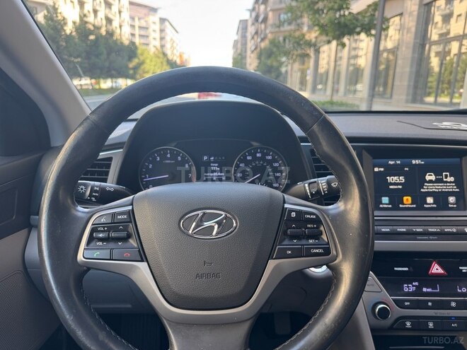 Hyundai Elantra 2016, 201,168 km - 2.0 л - Bakı