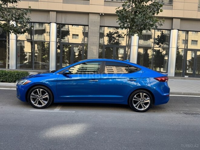 Hyundai Elantra 2016, 201,168 km - 2.0 л - Bakı