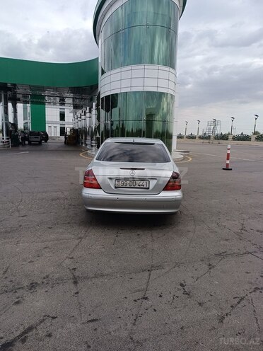 Mercedes E 220 d 2002, 380,000 km - 2.2 l - Beyləqan