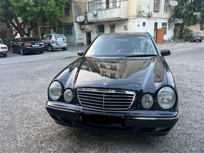 Mercedes E 220 d 2001, 390,000 km - 2.2 l - Bakı