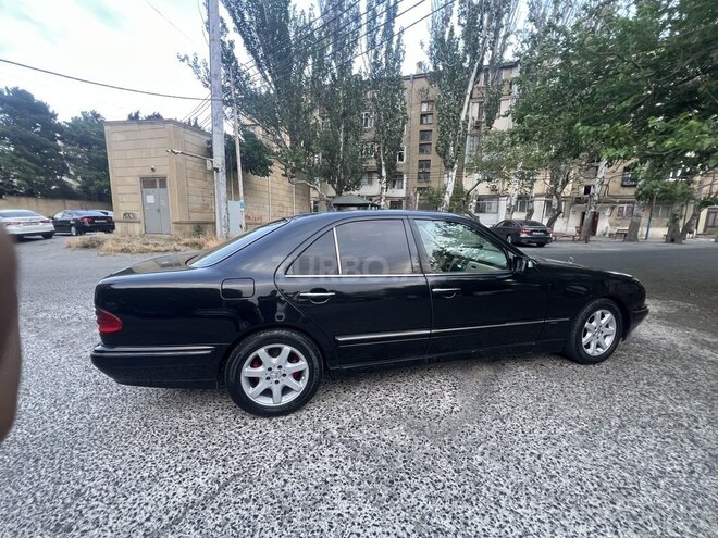 Mercedes E 220 d 2001, 390,000 km - 2.2 l - Bakı