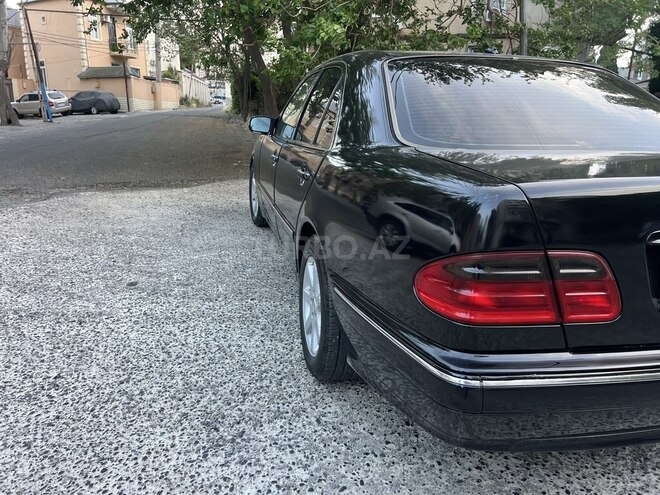 Mercedes E 220 d 2001, 390,000 km - 2.2 l - Bakı
