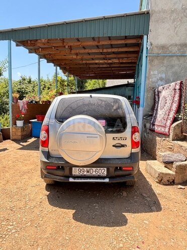 Chevrolet Niva 2015, 50,000 km - 1.7 l - Gədəbəy