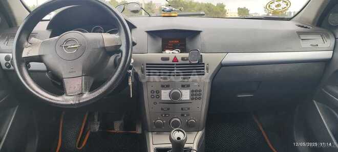 Opel Astra 2005, 310,000 km - 1.4 l - Bakı