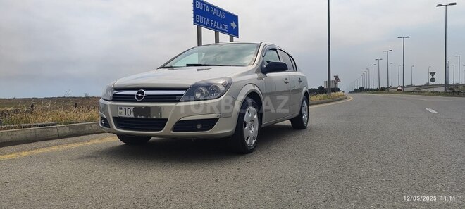 Opel Astra 2005, 310,000 km - 1.4 l - Bakı