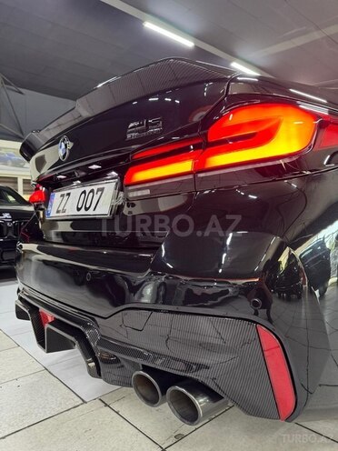 BMW 530e-16