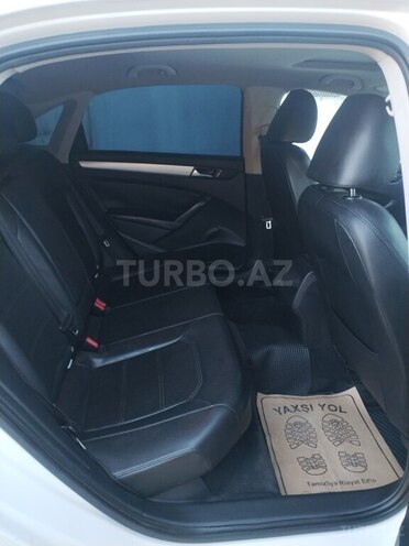 Volkswagen Passat 2011, 222,009 km - 2.5 l - Bakı