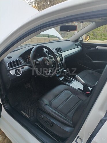 Volkswagen Passat 2011, 222,009 km - 2.5 l - Bakı