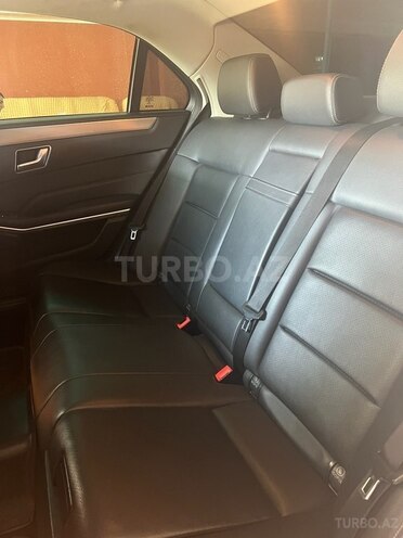 Mercedes E 220 d 2014, 369,200 km - 2.2 l - Bərdə