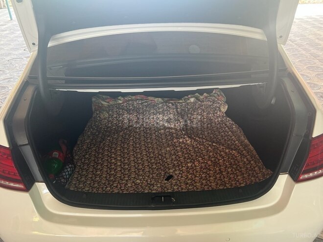 Mercedes E 220 d 2014, 369,200 km - 2.2 l - Bərdə