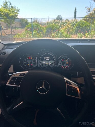 Mercedes E 220 d 2014, 369,200 km - 2.2 l - Bərdə