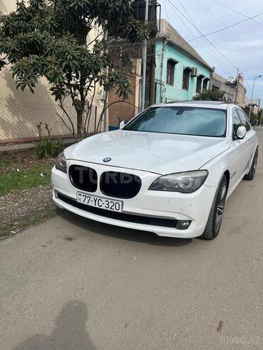 BMW 740 2010, 240,000 km - 3.0 l - Gəncə