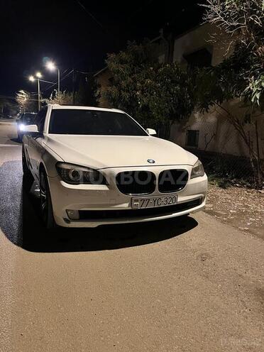 BMW 740 2010, 240,000 km - 3.0 l - Gəncə