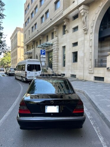 Mercedes C 230 2000, 300,000 km - 2.3 l - Bakı