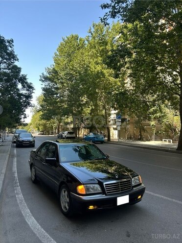 Mercedes C 230 2000, 300,000 km - 2.3 l - Bakı