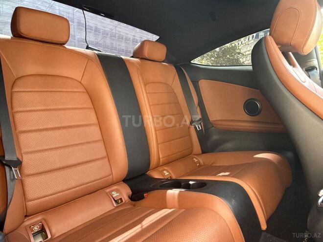 Mercedes C 220 d 2016, 131,000 km - 2.2 l - Bakı
