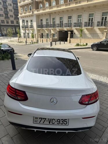 Mercedes C 220 d 2016, 131,000 km - 2.2 l - Bakı
