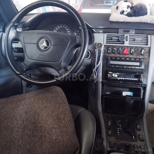 Mercedes E 240 1998, 400,000 km - 2.4 l - Bakı