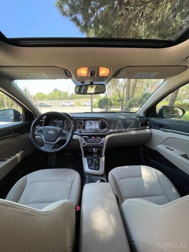 Hyundai Elantra 2017, 83,000 km - 2.0 л - Bakı