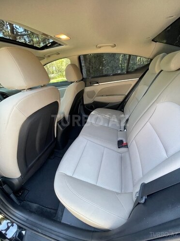 Hyundai Elantra 2017, 83,000 km - 2.0 л - Bakı