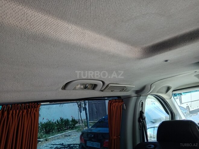 Mercedes Vito 115-21
