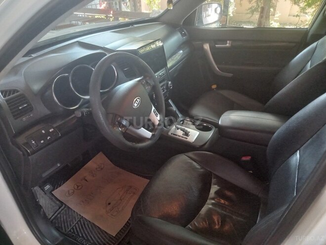 Kia Sorento 2010, 176,630 km - 2.0 l - Xaçmaz