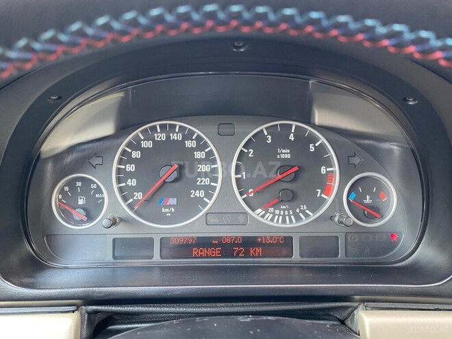 BMW 525 2000, 317,000 km - 2.5 l - Bakı