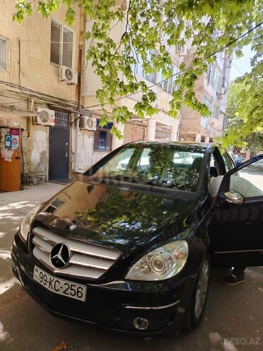 Mercedes B 200 2006, 277,000 km - 2.0 l - Bakı