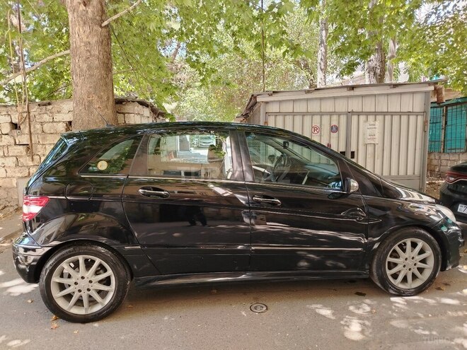 Mercedes B 200 2006, 277,000 km - 2.0 l - Bakı
