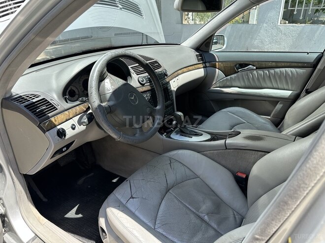 Mercedes E 220 d 2004, 404,000 km - 2.2 l - Bakı