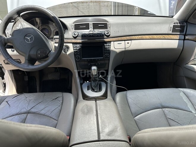Mercedes E 220 d 2004, 404,000 km - 2.2 l - Bakı