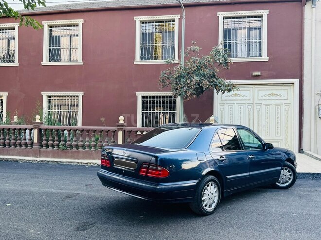 Mercedes E 240 1999, 350,000 km - 2.4 l - Gəncə