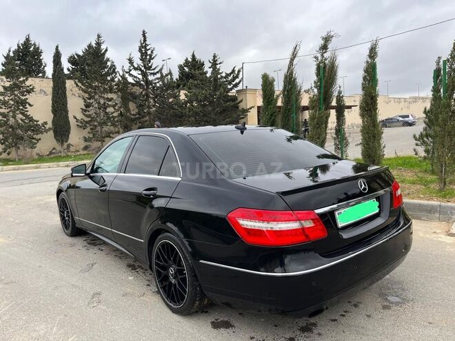 Mercedes E 250 2010, 252,000 km - 1.8 l - Bakı