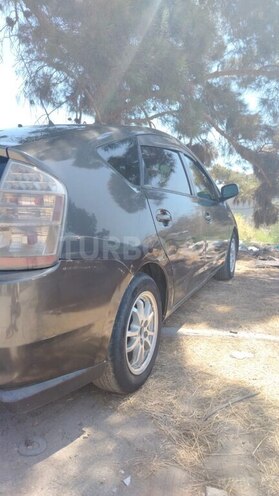 Toyota Prius-3