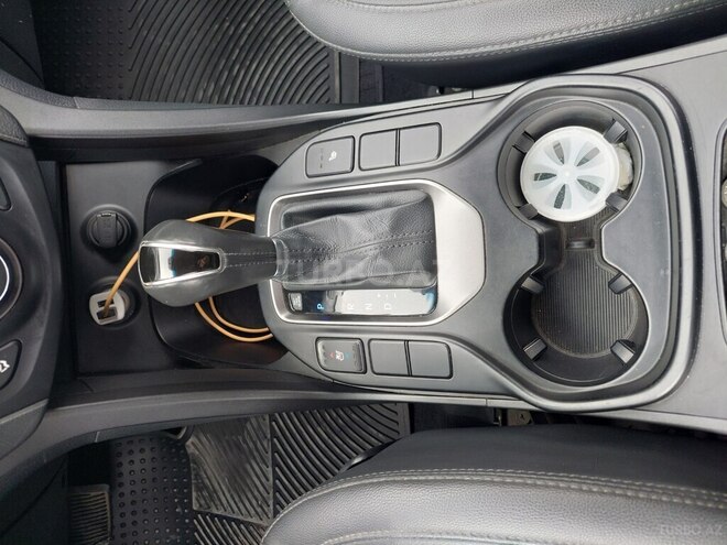 Hyundai Santa Fe 2013, 182,000 km - 2.0 л - Bakı