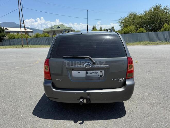 Toyota Corolla 2004, 235,000 km - 1.4 l - Zaqatala
