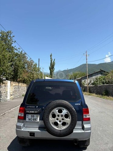 Mitsubishi Pajero io 1998, 460,000 km - 1.8 л - Qax